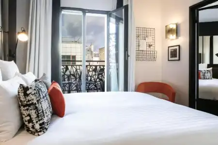 Laz' Spa Urbain Paris - 77