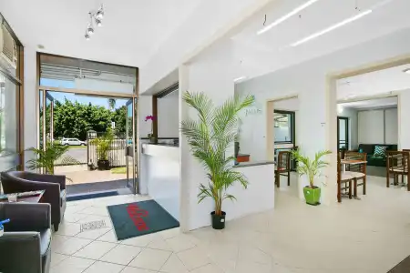 Cairns City Palms - 1