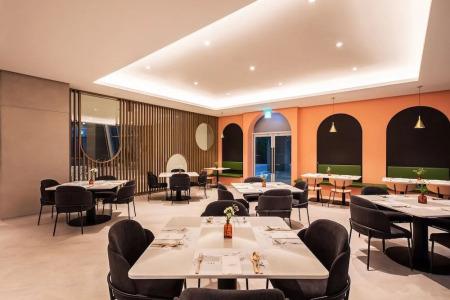 The Week & Resort - 14