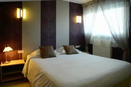 Contact Hôtel - Hôtel les Bleuets & SPA - 44