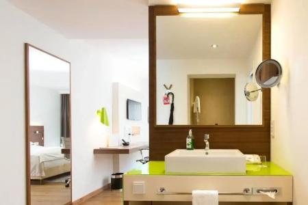 UNO Wolfsburg Sandkamp - 5