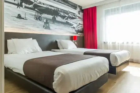 Best Western Plus Amsterdam Airport - 5
