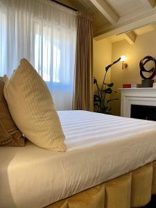 Ungherese Small Luxury - 156