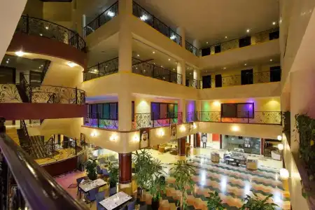 Al Bustan - 26