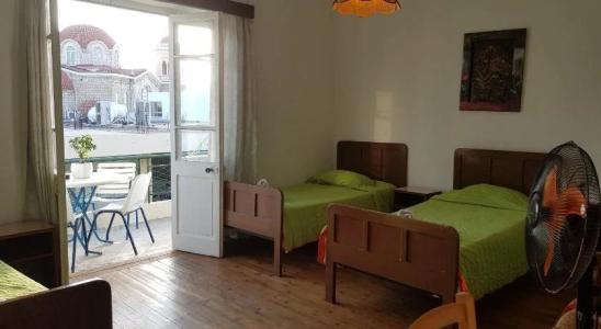 TRIANON Hostel - Central Paphos Old Town - 11