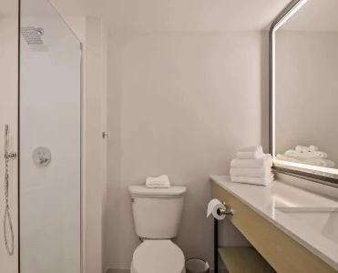 B&B Orlando International Drive Near Universal - Newly Renovated! - 166