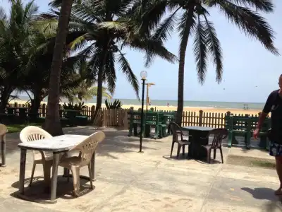 Oasis Beach Resort - 15
