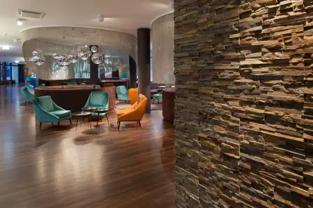 Motel One Frankfurt Messe - 14