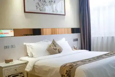 Paco Business Tianhe Coach Terminal Branch - 65