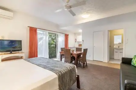 Byron Central Apartments - 90