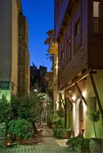 Ionas Boutique - 28