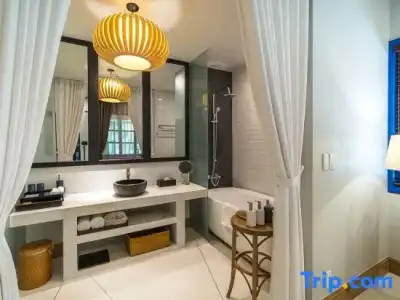 L'Azure Resort and Spa - 107