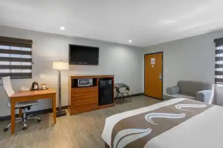 Quality Inn Near Hollywood Walk of Fame - 24