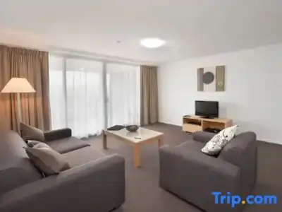 The Edge Apartment - 40