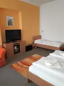 Maria - 21