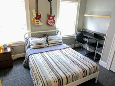 The Wayfaring Buckeye Hostel - 59