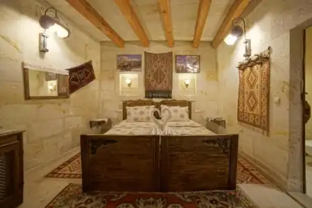 Safran Cave - 61