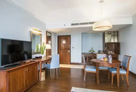 Chatrium Royal Lake Yangon - 37
