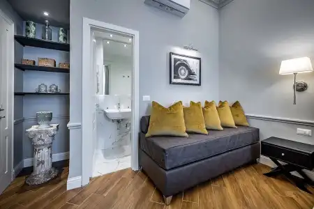 Ungherese Small Luxury - 130