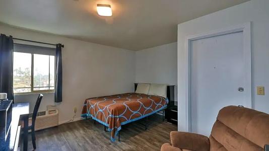 Driftwood Beach Motel - 118