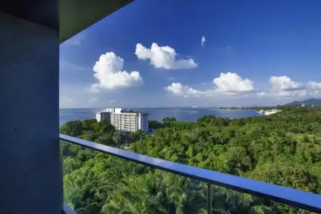Balcony Seaside Sriracha & Serviced Apartments (SHA Extra Plus) - 244