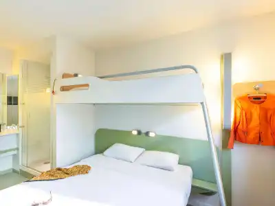 ibis budget Zurich City West - 4