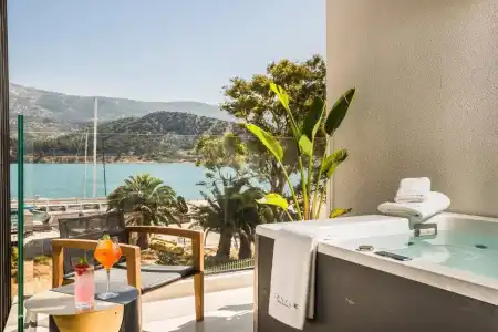 Canale & Suites - 153