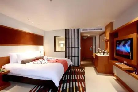 ASHLEE Hub Patong - 50
