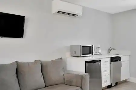 A Wave Inn - 15
