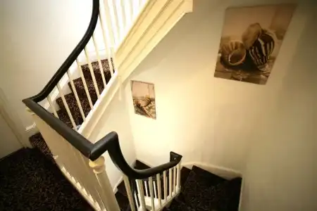 Atlantic Seafront Guest Accommodation - 11