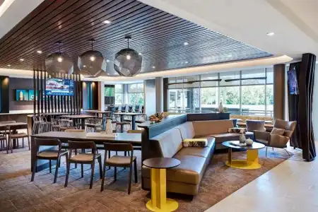 SpringHill Suites by Marriott - 9