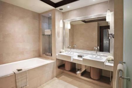 The Ritz-Carlton Abu Dhabi, Grand Canal - 69