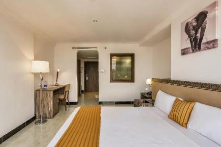 Golden Tulip Dar City Center - 48