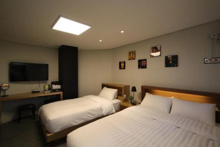 Nabi Hostel - 0