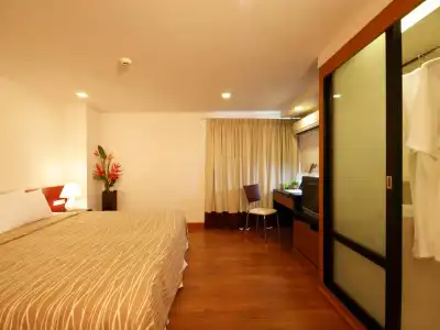 I Residence Sathorn - 1