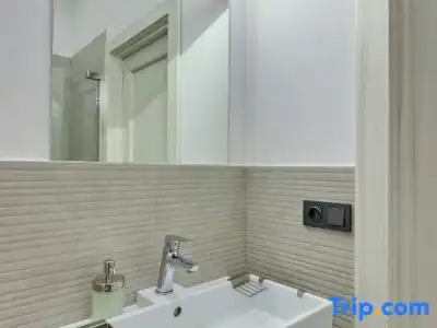 Opera Apartments Almaty - 365