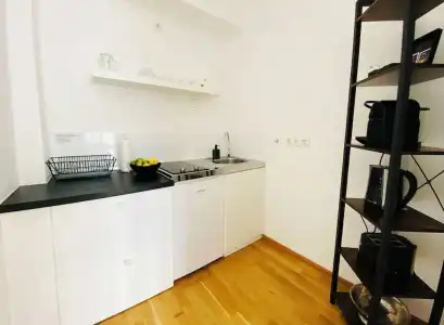 Victoria Apartments - 11