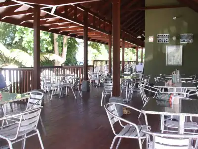 Surfers Beach Self Catering Chalets - 9