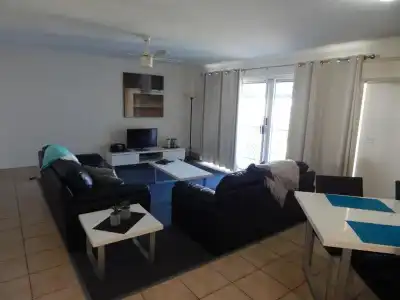 Tranquil Shores Holiday Apartments - 180