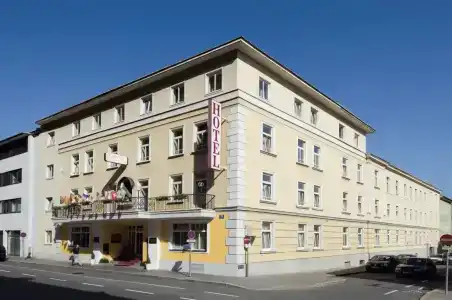 Theater - 17