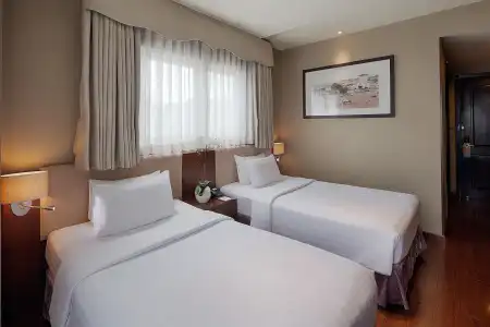 Grand Silverland - 4