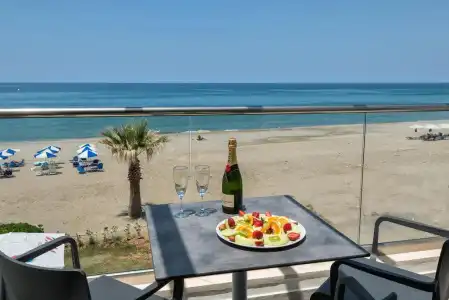 Iperion Beach - 10