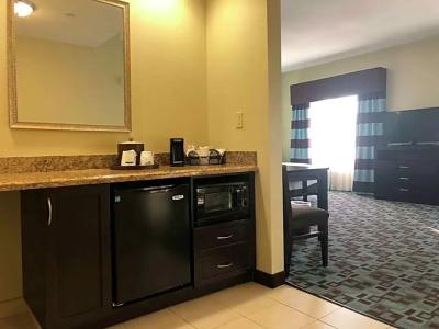 Hampton Inn & Suites Nashville @ Opryland - 106