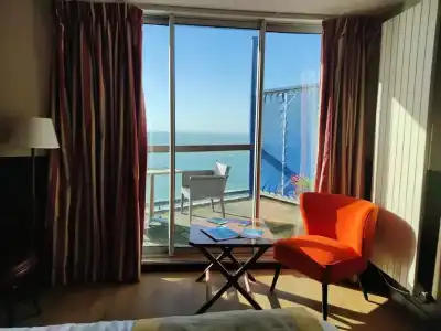 La Petite Rade Hôtel - 51