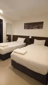 Jellybean The Blocks Hostel Sukhumvit 10 - 21