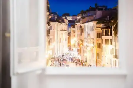 Piazza di Spagna 9 - 244