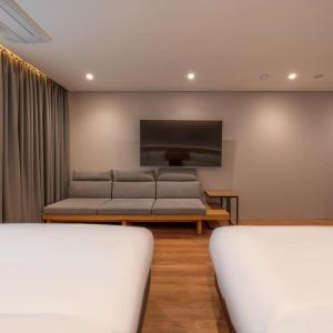 Comfort Inn Yeouido - 40