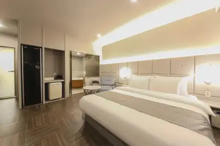 Brown Dot Sasang Renecite - 64