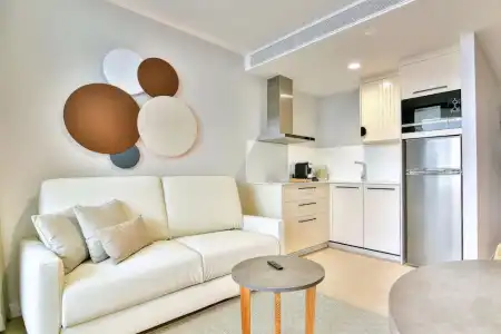 Relaxia Beverly Suites - 52