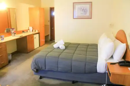 St Georges Motor Inn - 45